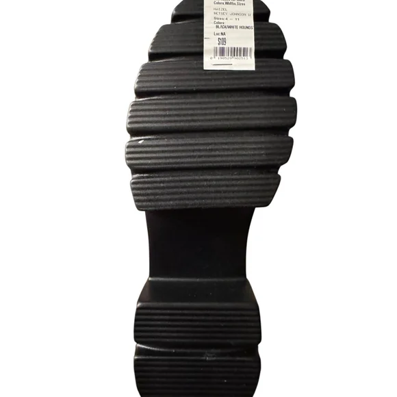 Betsey Johnson Haizel Lug Sole Mule MRSP $109 in Box - Picture 11 of 11